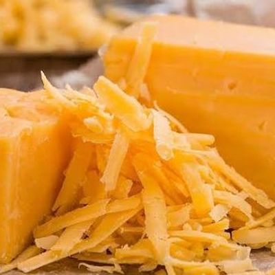 200 gr de queso cheddar (para el chedar)