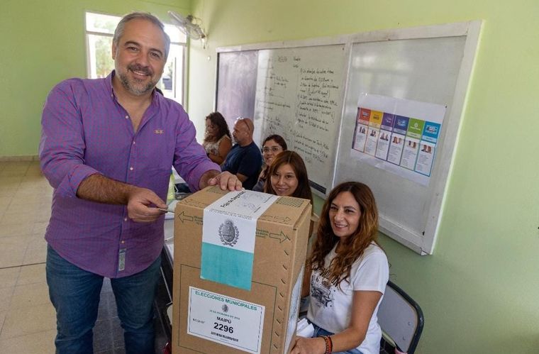 El intendente de Maipú, Matías Stevanato, votó en las elecciones municipales y contó cómo será su jornada. El intendente de Maipú, Matías Stevanato, votó en las elecciones municipales y contó cómo será su jornada.