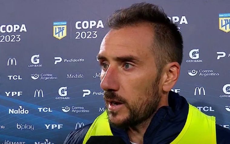 El futbolista del Rojo habló tras la derrota de su equipo en el debut.