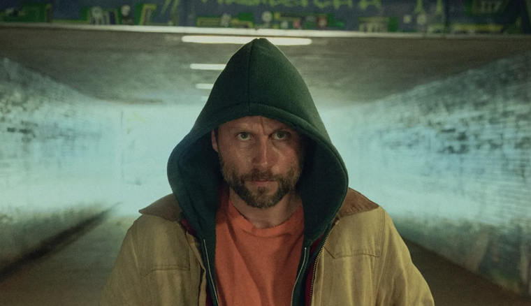 El reconocido actor alemán Max Riemelt es el protagonista Foto: Netflix
