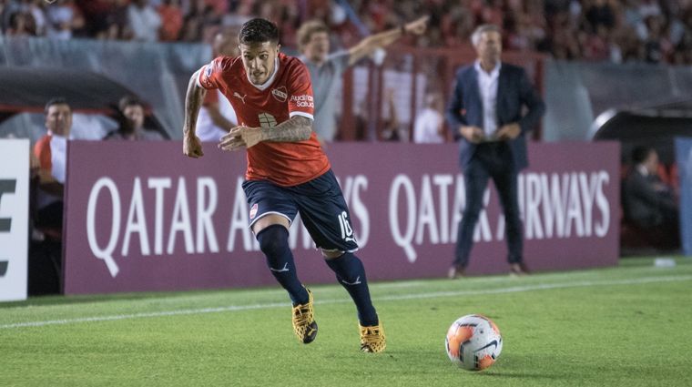 El lateral tiene las valijas armadas para viajar a Brasil. Foto: CA Independiente