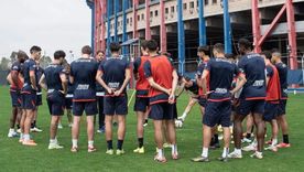 Tensión en Boedo: el plantel amagó con no entrenarse por falta de pago y Moretti prometió saldar la deuda. Tensión en Boedo: el plantel amagó con no entrenarse por falta de pago y Moretti prometió saldar la deuda.