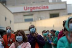 espana no cede: 743 muertos en 24 horas y casi 15.000 decesos en total