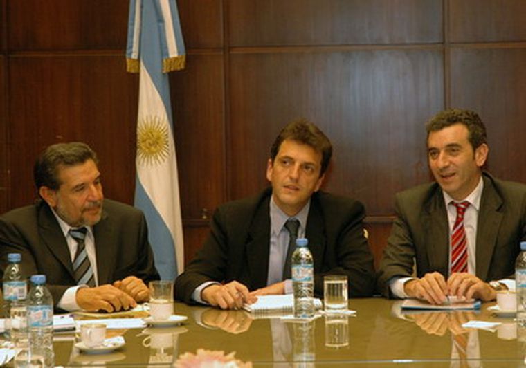 Beder Herrera junto a Massa. Foto: NA