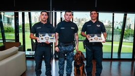 Los policías Lucas Badra y Franco Cabrera fueron ascendidos de manera extraordinaria tras haber encontrado a Esmeralda, la niña de dos años que había desaparecido en Cosquín﻿.