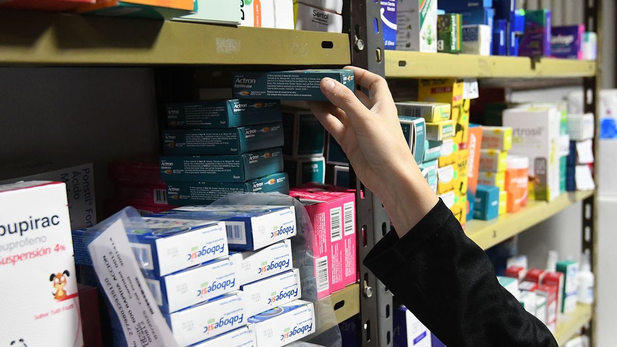 Crisis en farmacias: denuncian atrasos en los pagos y advierten riesgo de cierres