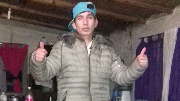 Tello El sobrino se enojó y le pegó dos tíos a su tío.