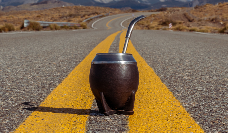 Mendoza también se recorre con el mate y el termo bajo el brazo. Foto: Canva