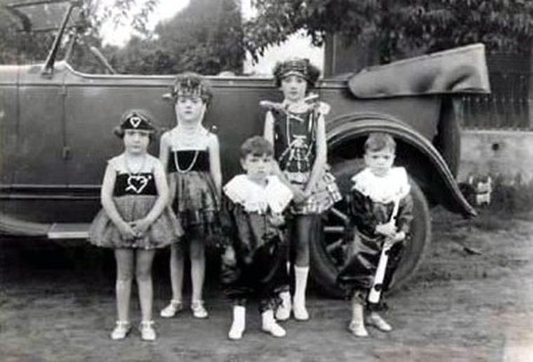 Los disfrazados concurrían a un estudio fotográfico. Foto: MDZ / Archivo