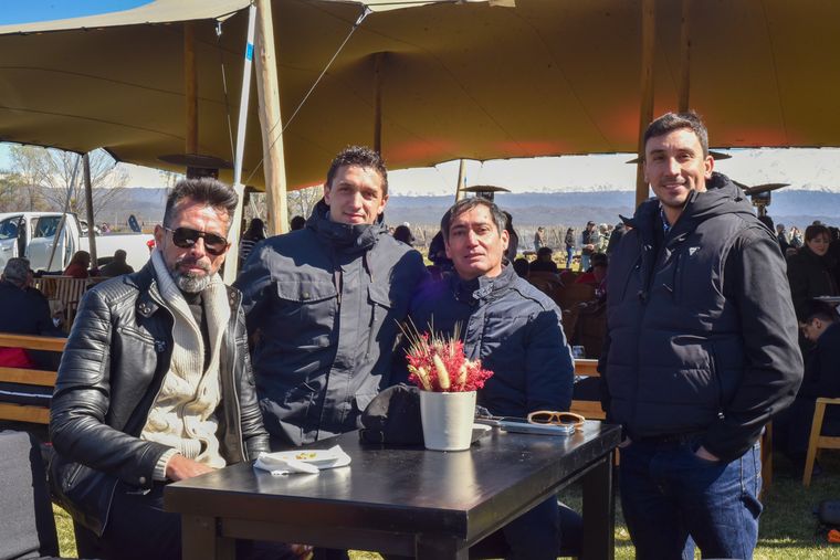 Pablo Gallardo, Jerónimo Manzur, Marcelo Sambais y Juan Sales. Pablo Gallardo, Jerónimo Manzur, Marcelo Sambais y Juan Sales.