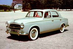 Peugeot 403, el modelo de auto de la misteriosa travesía de la familia Vidal adjudicada a OVNIs.