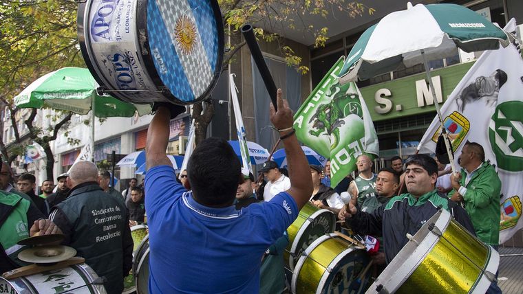 La CGT cuestionó a nivel nacional y provincial el dato de la inflación de febrero Foto: NA