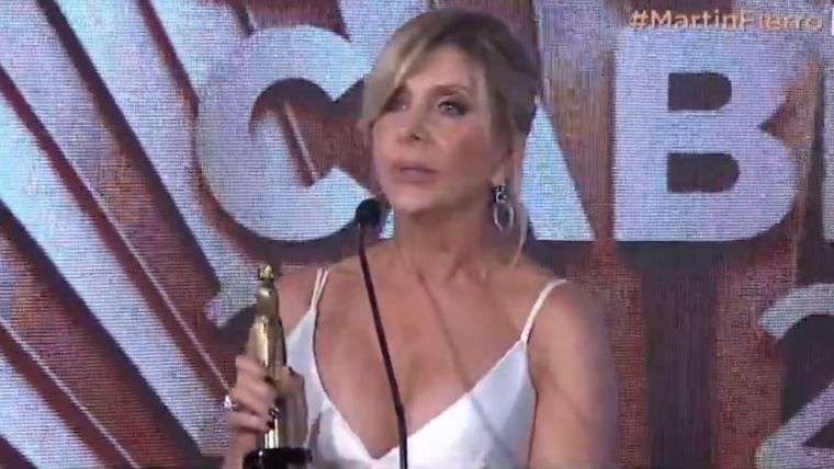 El momento en que la periodista brindó el discurso más resonante de la gala.