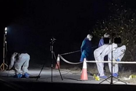 Los peritos trabajando en la escena del crimen Foto: Gentileza