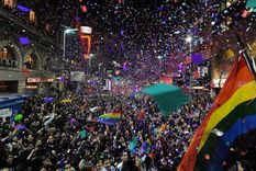 Una multitud en una de las celebraciones pasadas del Orgullo en Montevideo, Uruguay. Foto: GETTY IMAGES