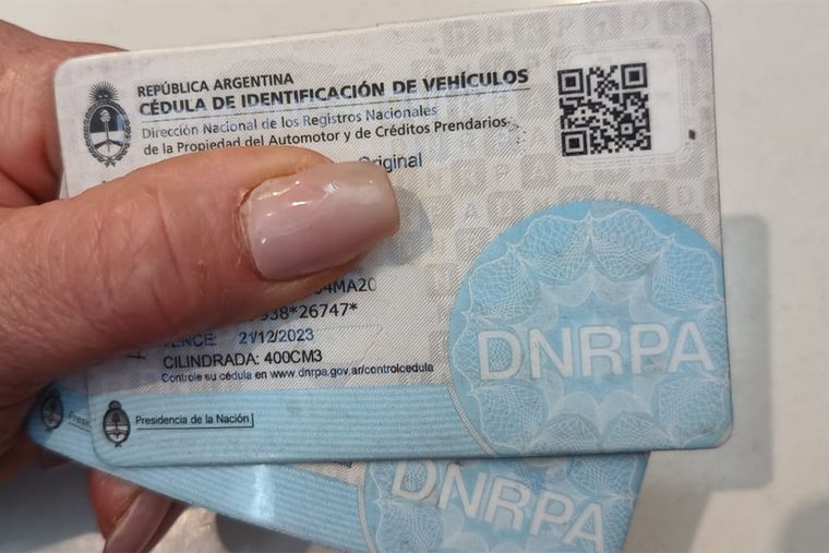 La cédula azul no es el primer documento que se elimina o modifica bajo el gobierno de Javier Milei Foto: Walter Moreno/Mdz con Moto G 24