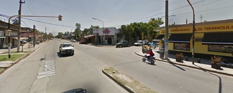 La joven fue tomada del brazo y arrastrada varios metros por su ex