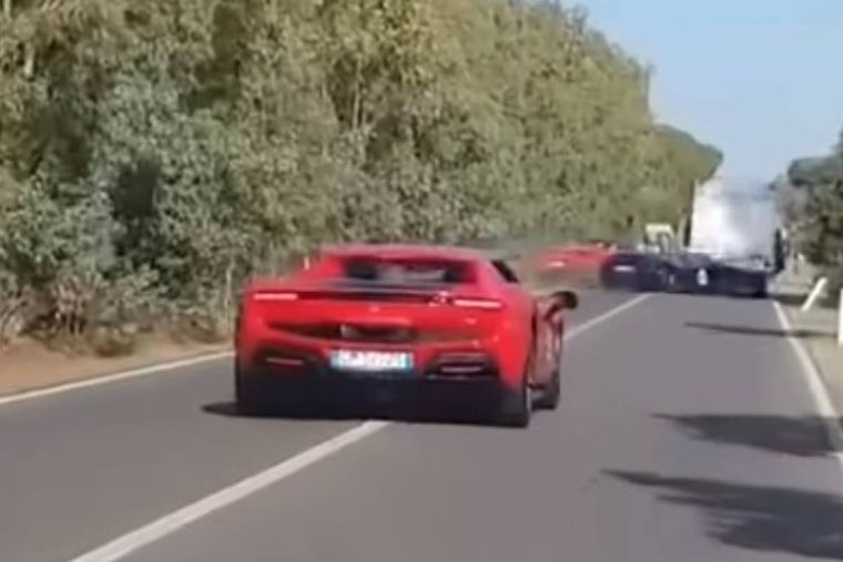 Ferrari Lamborghini choque