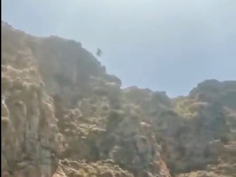 La caída fue filmada por la pareja de la víctima