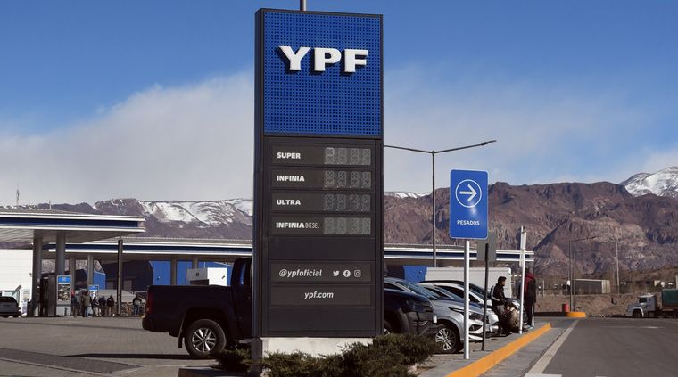 estacion ypf nueva uspallata vila (2).JPG
