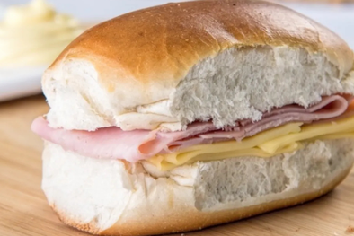 MDZol | Prepará este pan pebete con el clásico relleno de jamón y queso