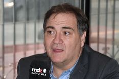 El ministro de Seguridad bonaerense Javier Alonso en los estudio de MDZ Radio.