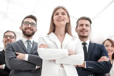 No se trata de acumular grandes talentos individuales, sino de construir sistemas donde el talento funcione en red. No se trata de acumular grandes talentos individuales, sino de construir sistemas donde el talento funcione en red.