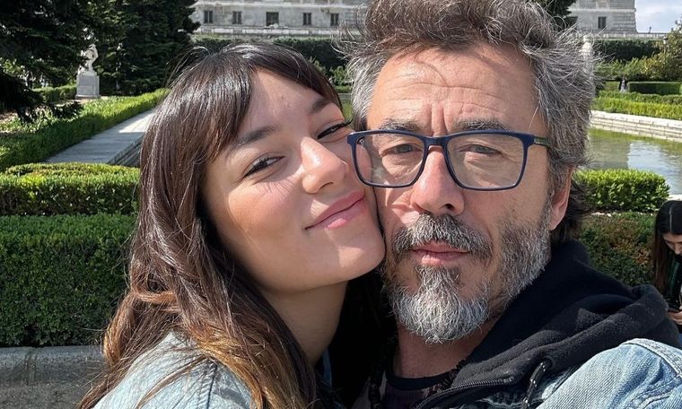 Pablo Granados y su novia pasaron unas vacaciones en Madrid, España El actor y humorista se mostró muy enamorado de la joven Camila de los Santos Foto: @pablo_grana