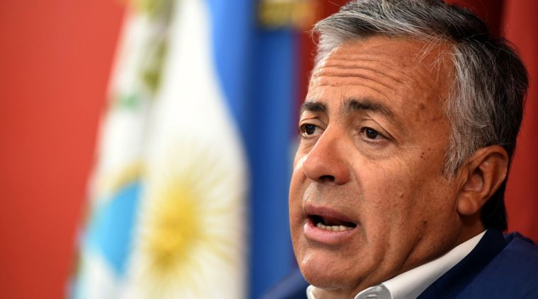 Alfredo Cornejo tiró una ironía sobre las negociaciones con el FMI. Foto: Prensa UCR