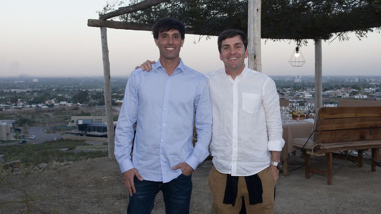 Agus Bertona y Pato Palmili. Agus Bertona y Pato Palmili.