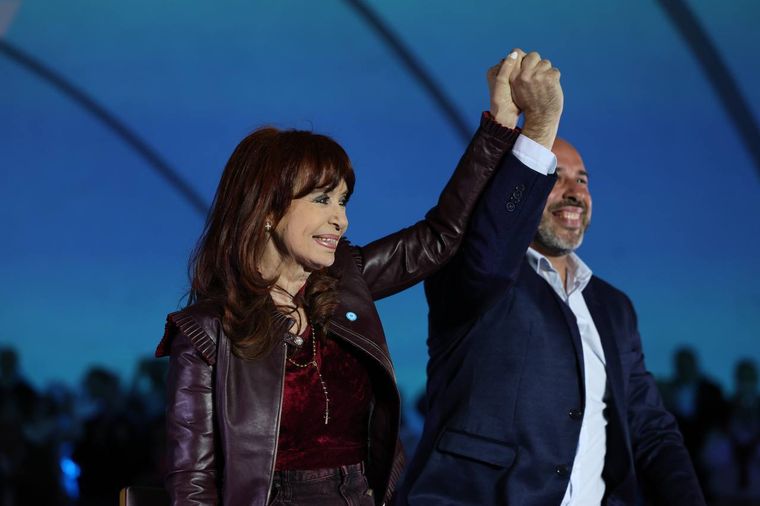 Ascúa fue apalancado por CFK en uno de sus últimos actos públicos Ascúa fue apalancado por CFK en uno de sus últimos actos públicos