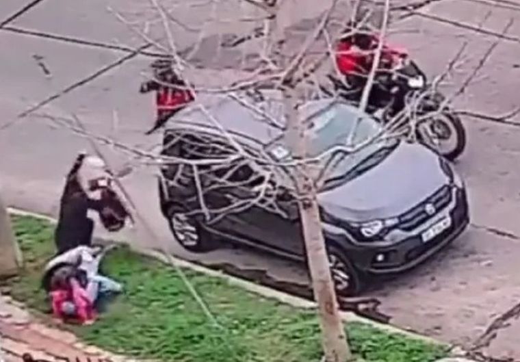 El violento robo se registró en Morón Foto: Captura de video