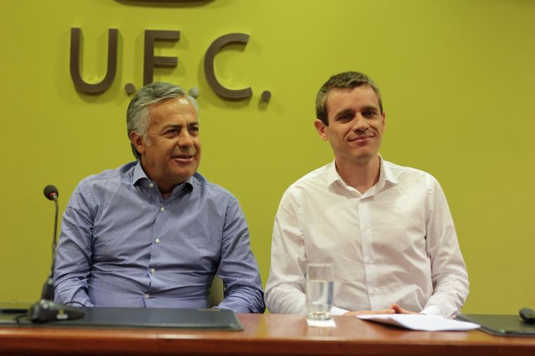 Francisco Mondotte junto al gobernador Alfredo Cornejo. Foto: Prensa Cambia Mendoza.
