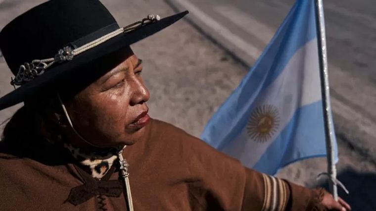 La comunidades indígenas lideran las protestas contra la minería del litio y por los derechos a sus tierras. Foto: NATALIA FAVRE