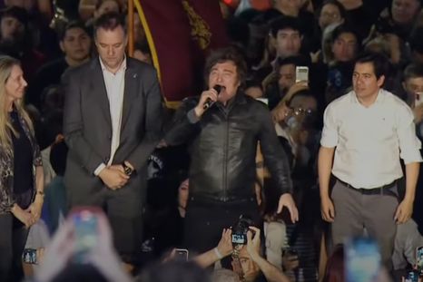 Milei encabezó un acto de LLA en Córdoba