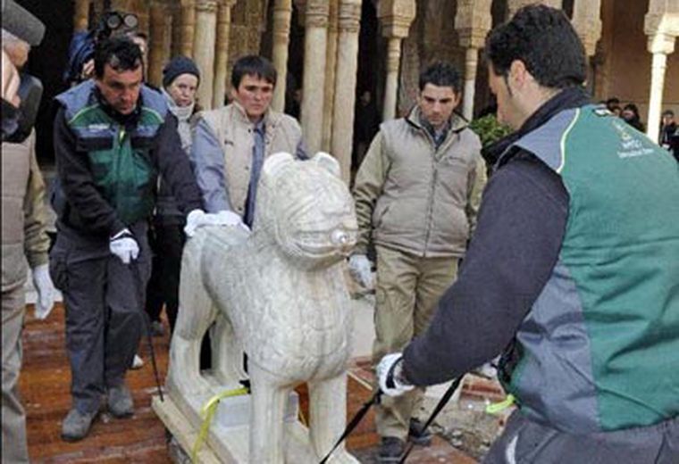 Los leones son doce. Foto: EFE