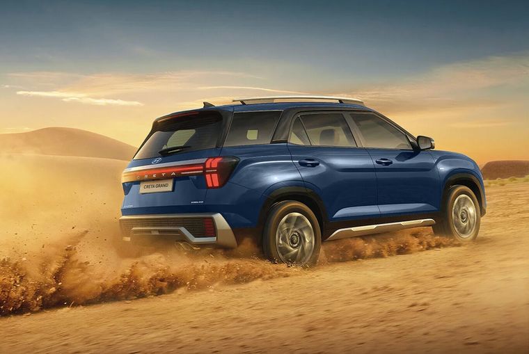 El Hyundai Grand Creta es uno de los SUV con tres filas de asientos más accesibles de todo el mercado.