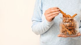 El aroma intenso de la canela actúa como barrera contra hormigas y polillas. Foto: Shutterstock El aroma intenso de la canela actúa como barrera contra hormigas y polillas. Foto: Shutterstock