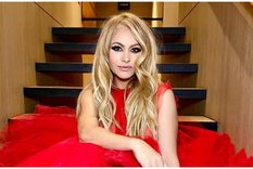 Así fue el tierno mensaje de Paulina Rubio Foto: https://www.infobae.com/entretenimiento/2023/03/16/paulina-rubio-relato-como-fue-su-casual-llegada-a-timbiriche/