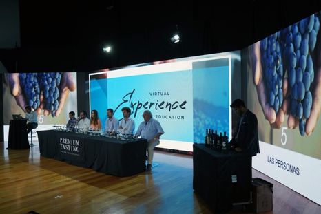 La magia de hacer un blend en el mundo del vino: cuando el enólogo se hace artista