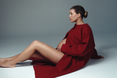 Sofia Richie usó una producción de fotos para mostrarse embarazada de 6 meses. Foto: Yulia Gorbachenko (Vogue)