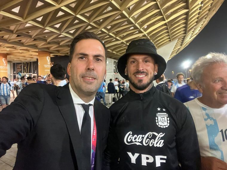 Benedetto eligió tatuarse a Messi tras el título de Argentina en Qatar 2022. Foto: @arevalo_martin