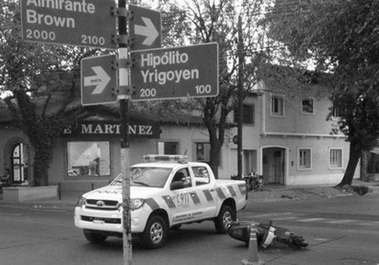 El conductor de la moto llevaba casco y el acompañante no. Foto: Gentileza