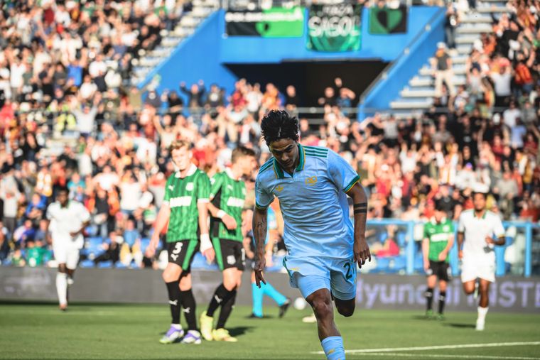 Paulo Dybala le dio el triunfo a la Roma ante Sassuolo.