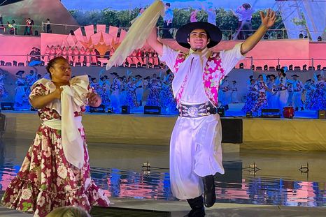 90 cosechas de una misma cepa, el espectáculo del Acto Central de la Vendimia. 90 cosechas de una misma cepa, el espectáculo del Acto Central de la Vendimia.