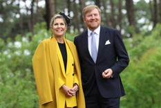 Este fue el llamativo look de Máxima de los Países Bajos con un mono. Foto: Instagram @Koninklijkhuis