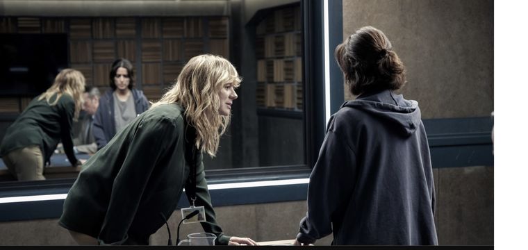 Los protagonistas de la serie son el inspector Schulz (Sylvester Groth) y la inspectora Keller (Eva Meckbach) Foto: Netflix