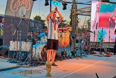 Julián Álvarez fue homenajeado en Calchín. Foto: La Voz del Interior.