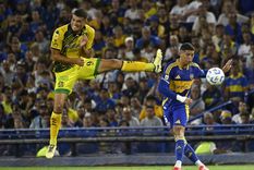 Tras recuperarse de la lesión, Marcos Rojo volvió a ser titular y fue el capitán de Boca frente a Aldosivi. Foto: FotoBaires