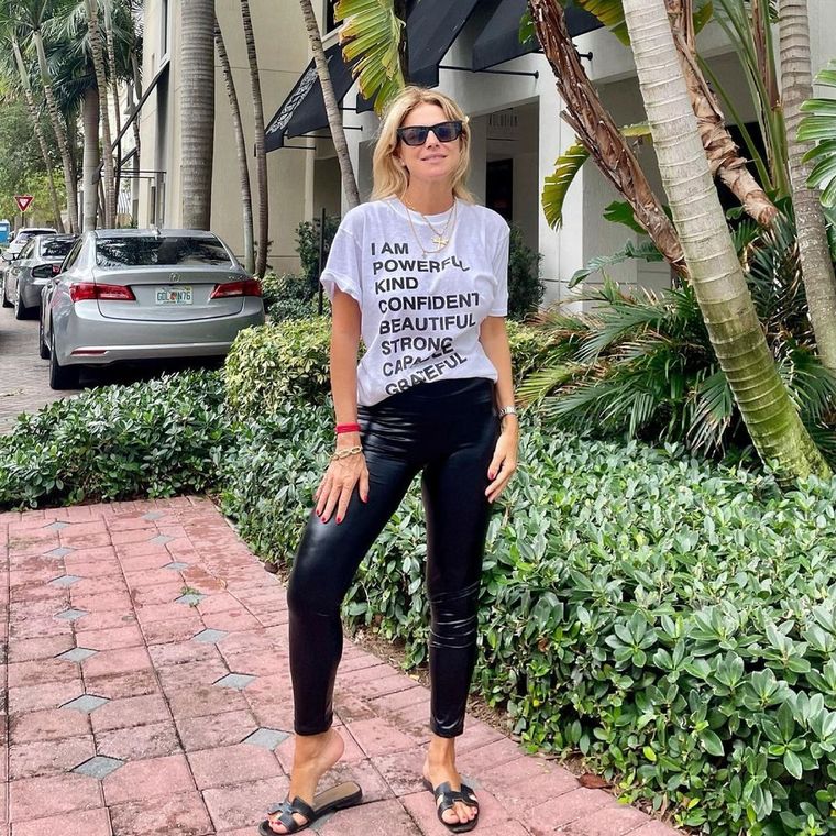 Flavia Palmiero tiene las calzas coloridas que necesitaremos este verano Foto: Instagram